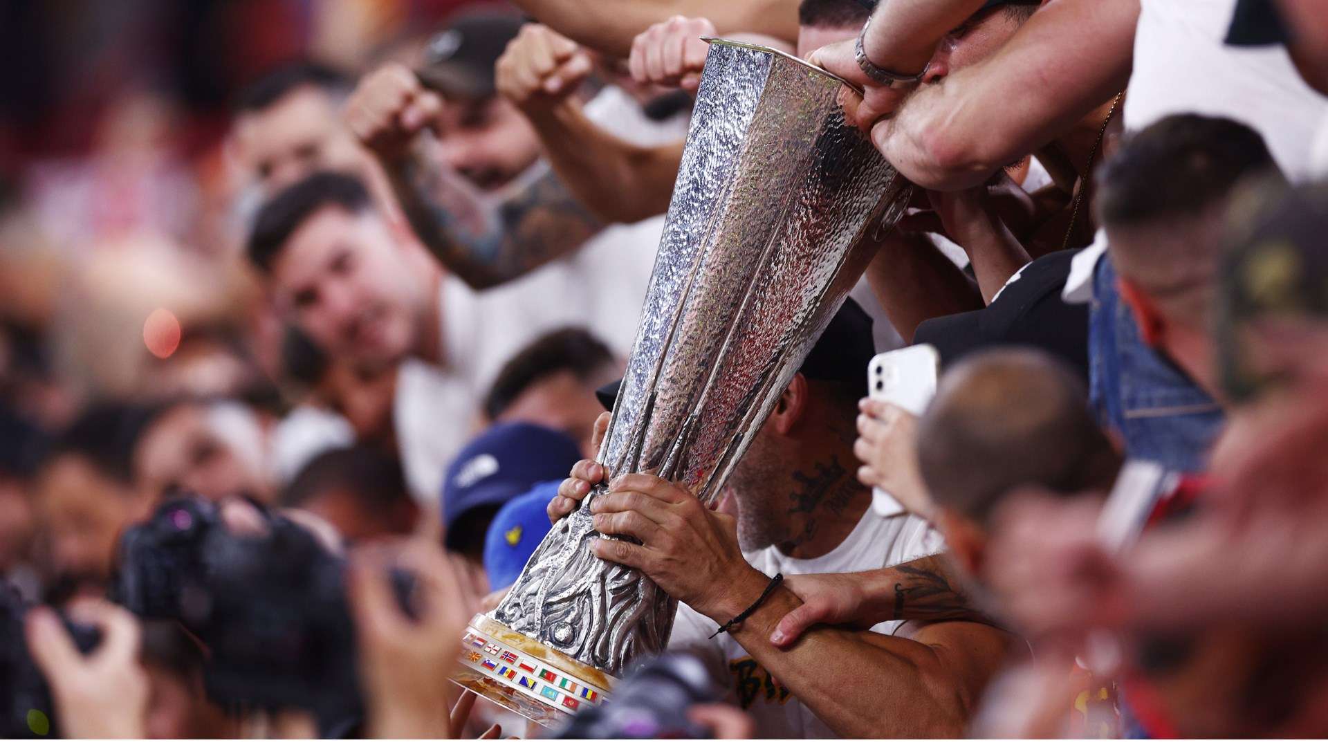 样竞争激烈 样竞争激烈